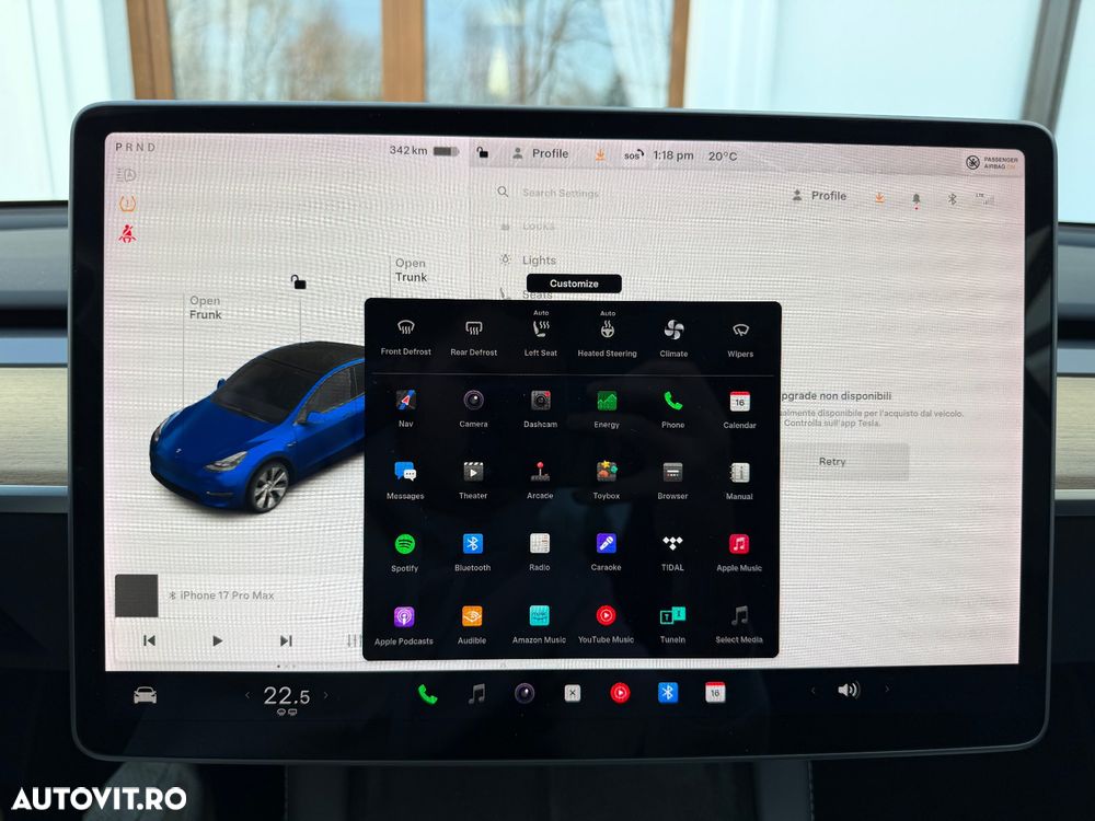 Tesla Model Y - 35