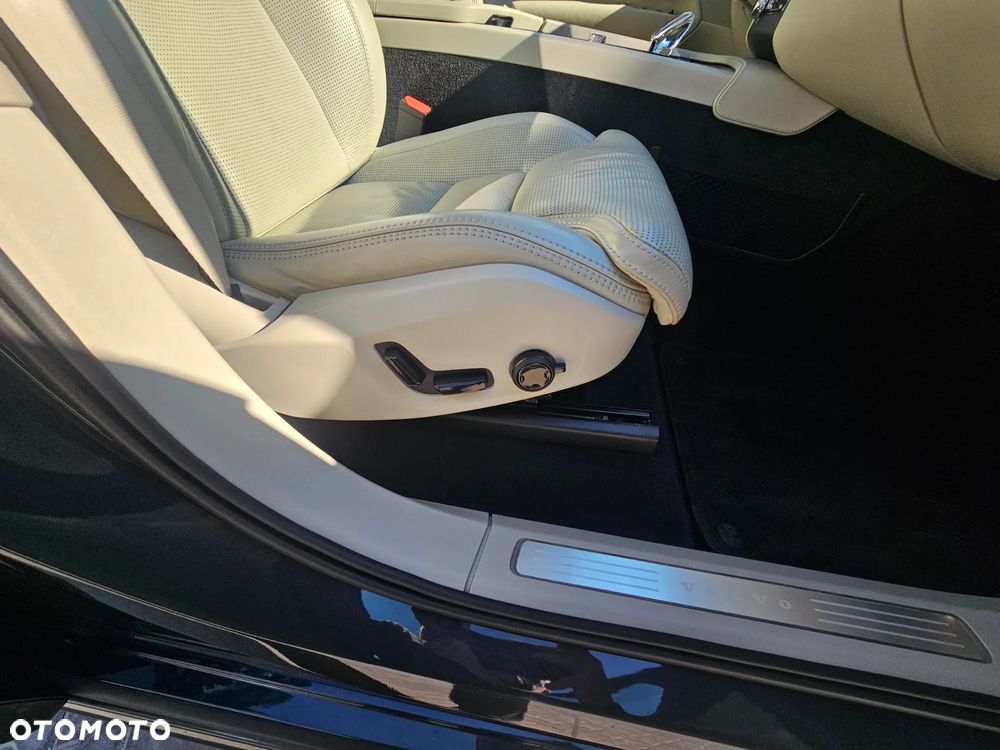 Volvo XC 90 B5 D AWD Inscription 7os - 20