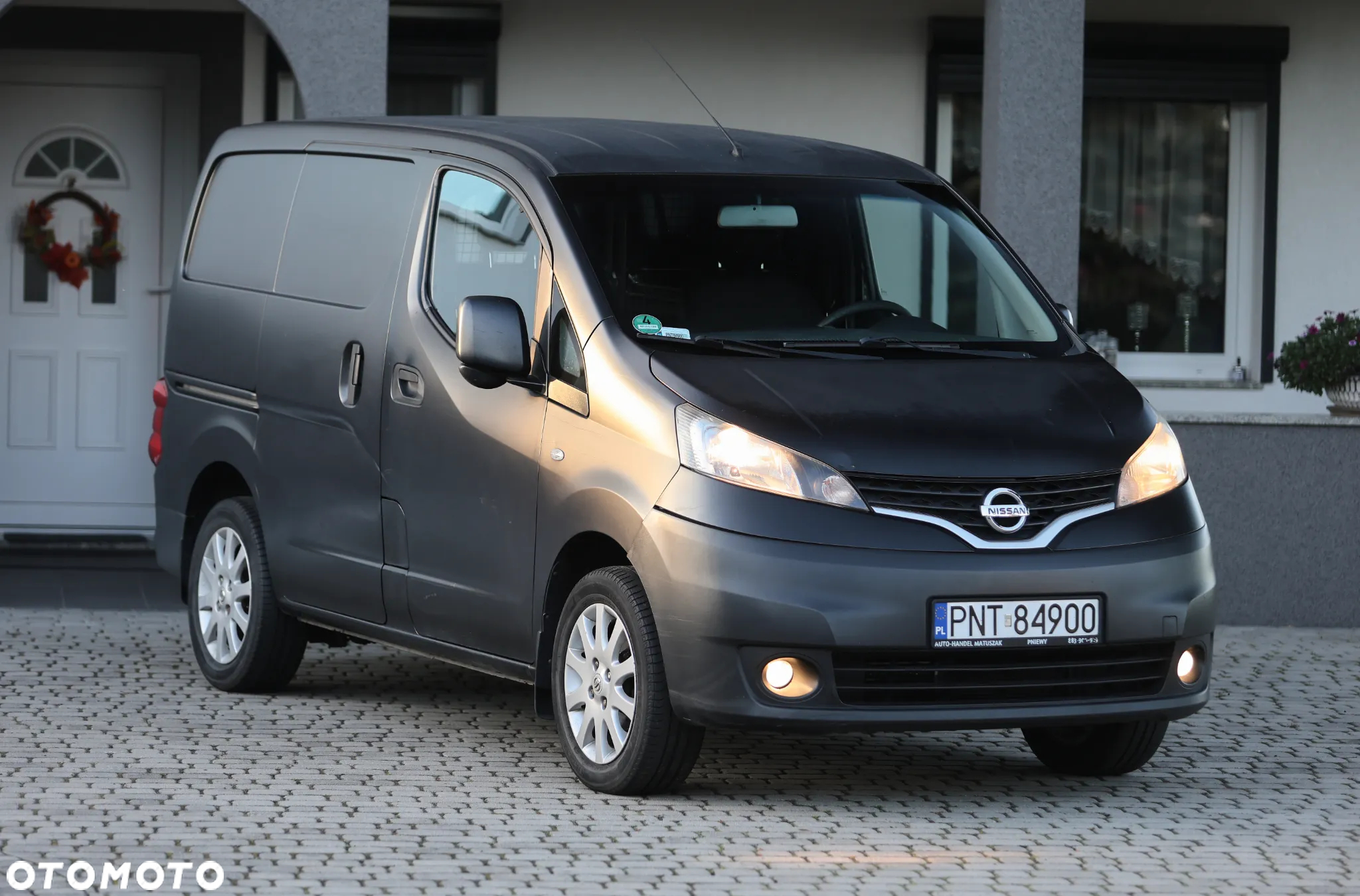 Nissan NV200 - 4