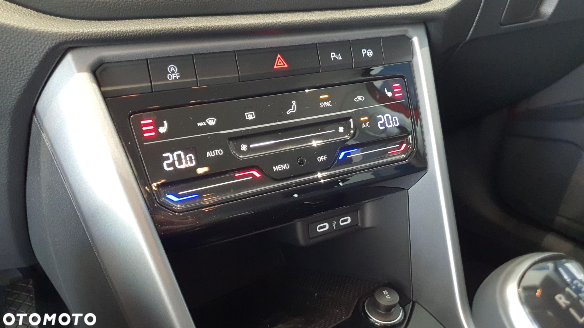 Volkswagen T-Roc 1.0 TSI Life - 24
