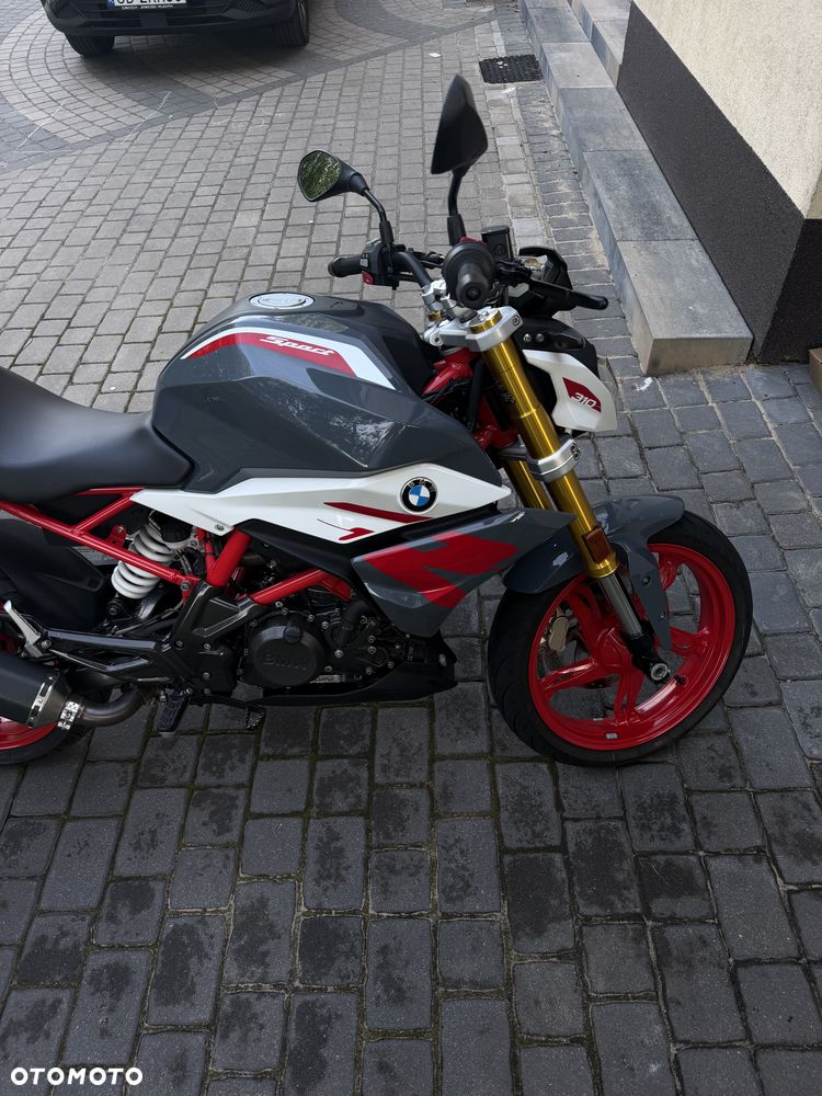 BMW G - 4