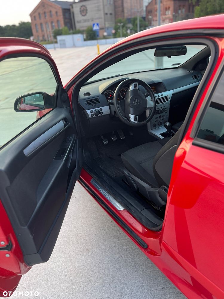 Opel Astra 1.9 CDTI Cosmo - 9