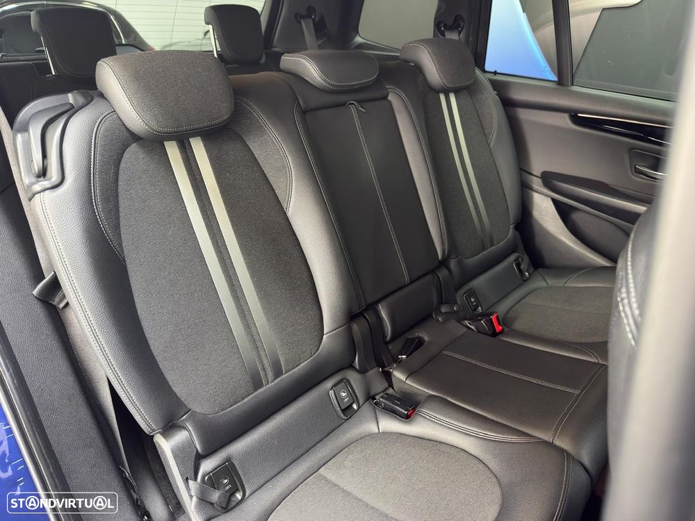 BMW 218 Gran Tourer d 7L Line Sport Auto - 39