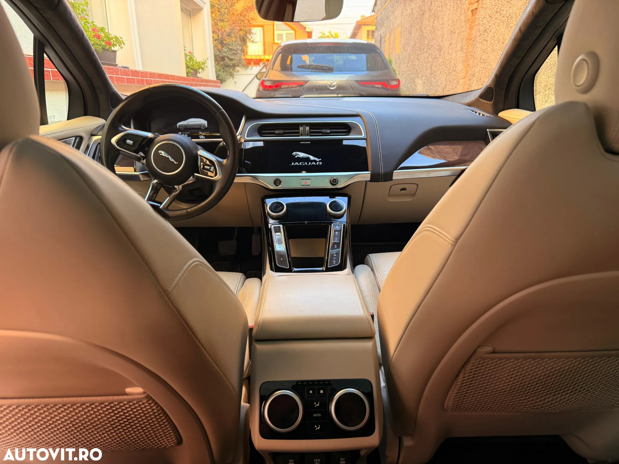 Jaguar I-Pace HSE - 14