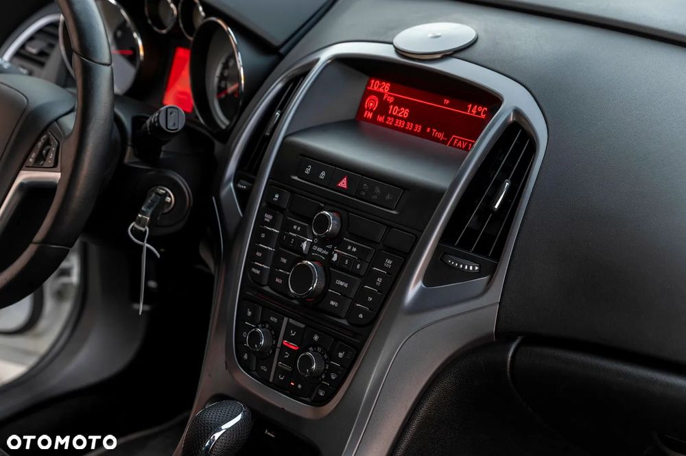 Opel Astra 1.4 Turbo Automatik Cosmo - 19