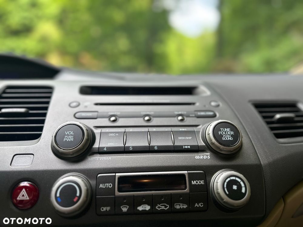 Honda Civic 1.3i-DSI i-VTEC IMA CVT Elegance - 32