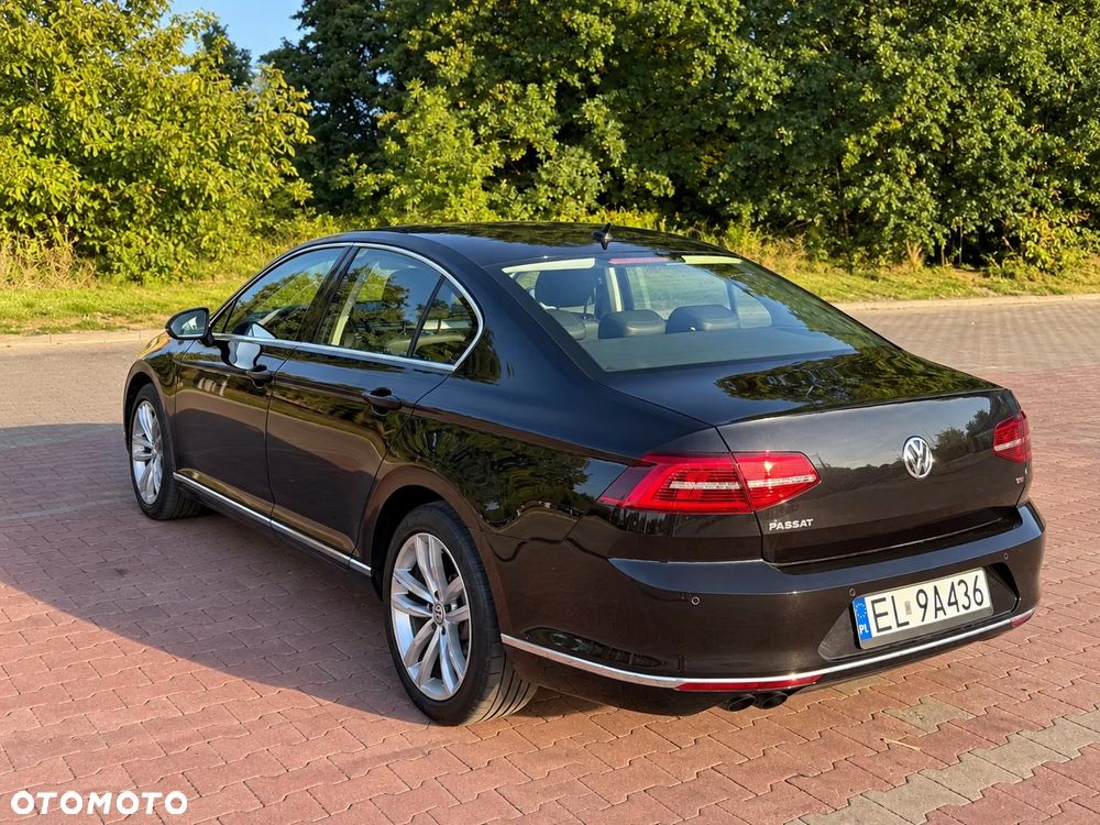 Volkswagen Passat 1.8 TSI BMT Highline DSG - 9