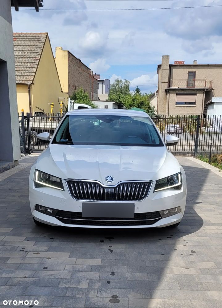 Skoda Superb - 1