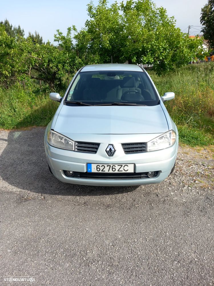 Renault Mégane 1.5 dCi Confort - 1