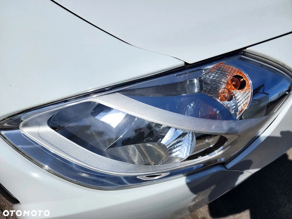 Renault Clio 1.2 16V 75 Expression - 14