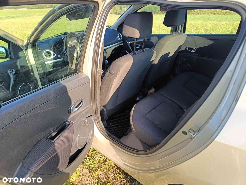 Renault Clio 1.2 16V Dynamique - 16