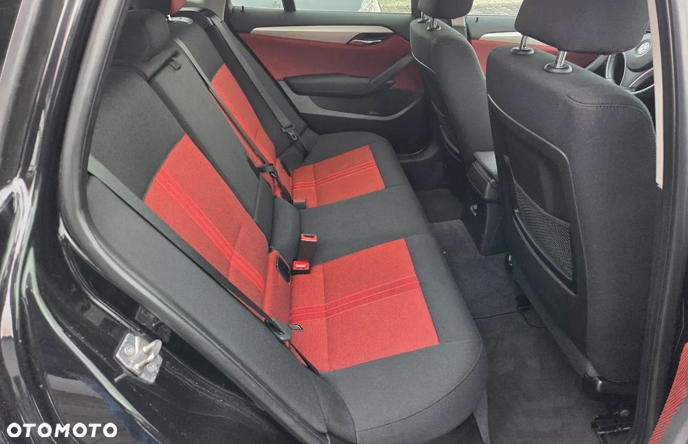 BMW X1 xDrive20d - 13