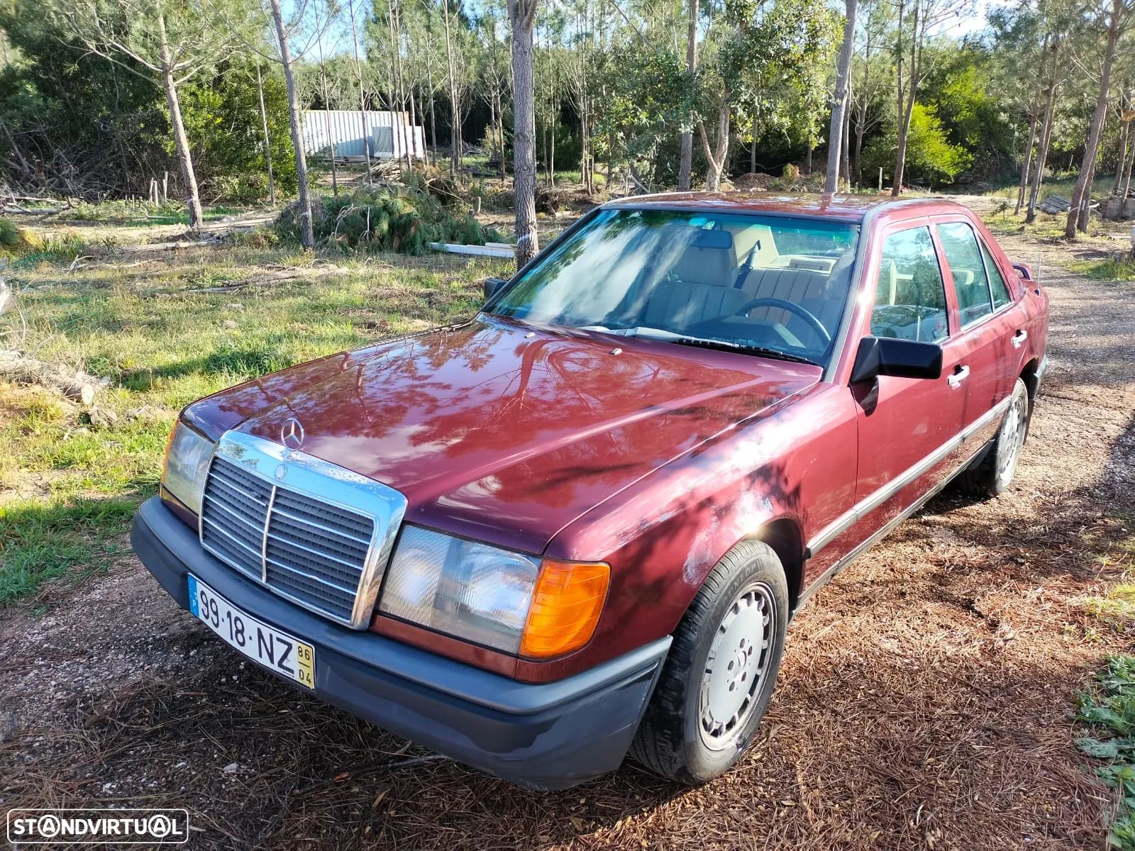 Mercedes-Benz 200 Standard - 1