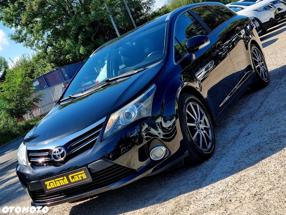 Toyota Avensis 1.8 Sol NAVI