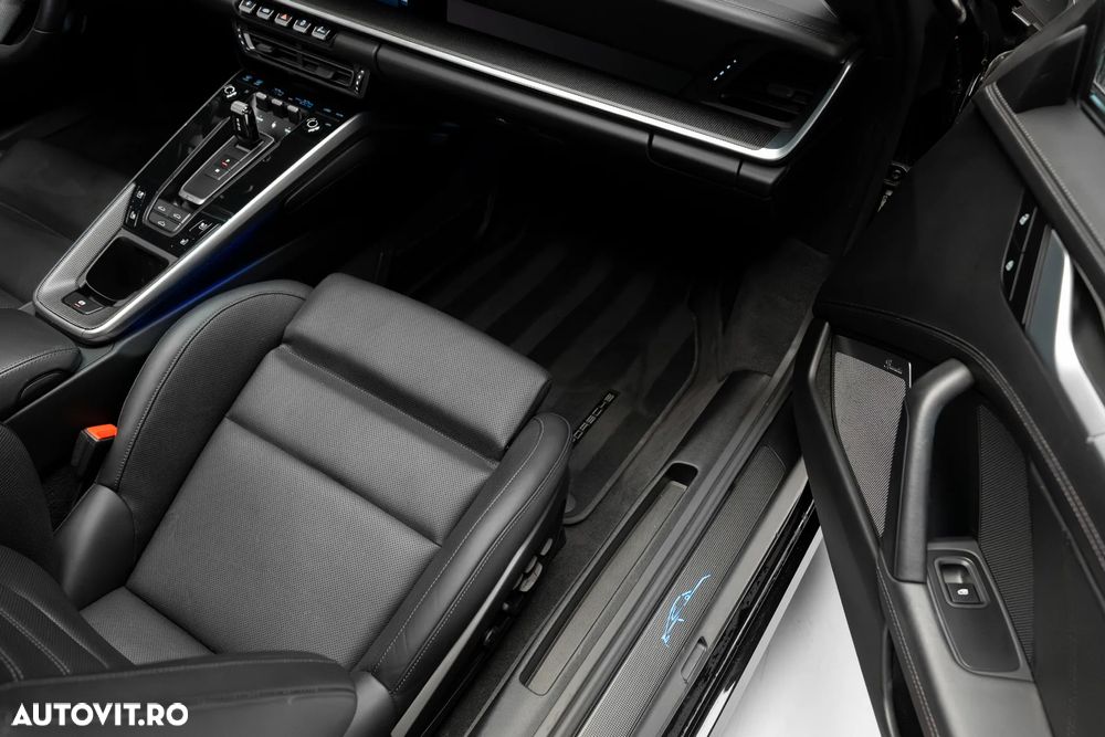 Porsche 911 911Turbo S - 33