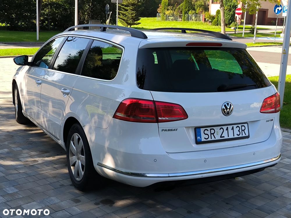 Volkswagen Passat 2.0 TSI Comfortline - 4