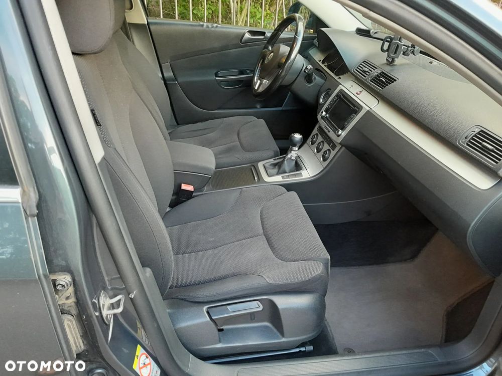 Volkswagen Passat 2.0 TDI DPF Comfortline - 3