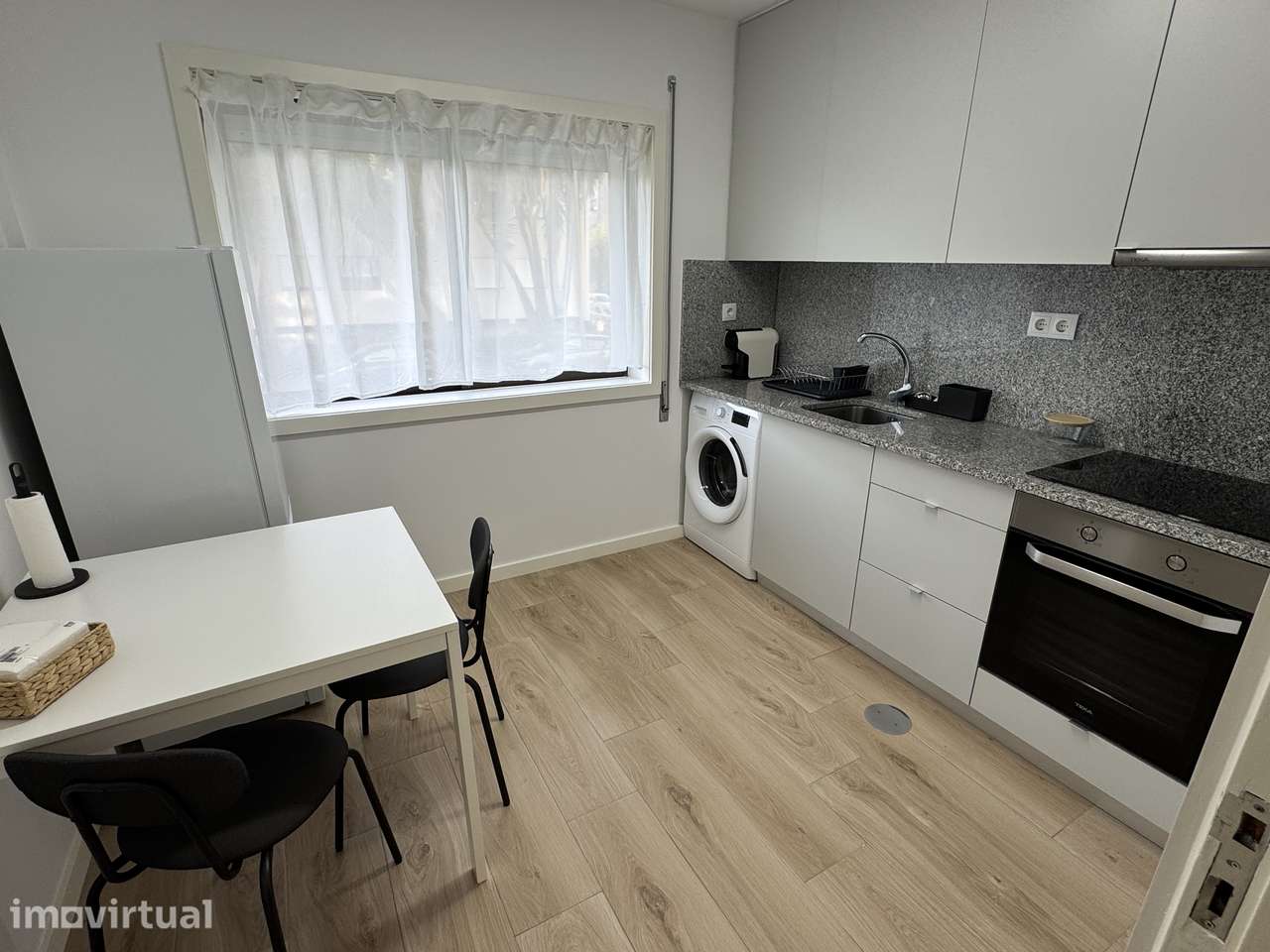 Quarto em Apartamento ao Polo Universitário Asprela Porto-Cicunvalação - Grande imagem: 4/8