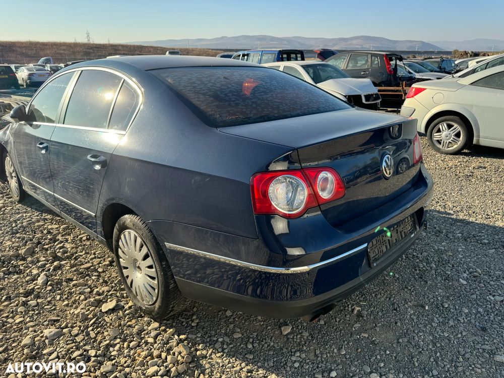 Dezmbram VW Passat B6 Berlina 2.0 fsi BVY - 1