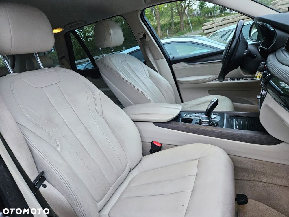 BMW X5 xDrive25d - 12