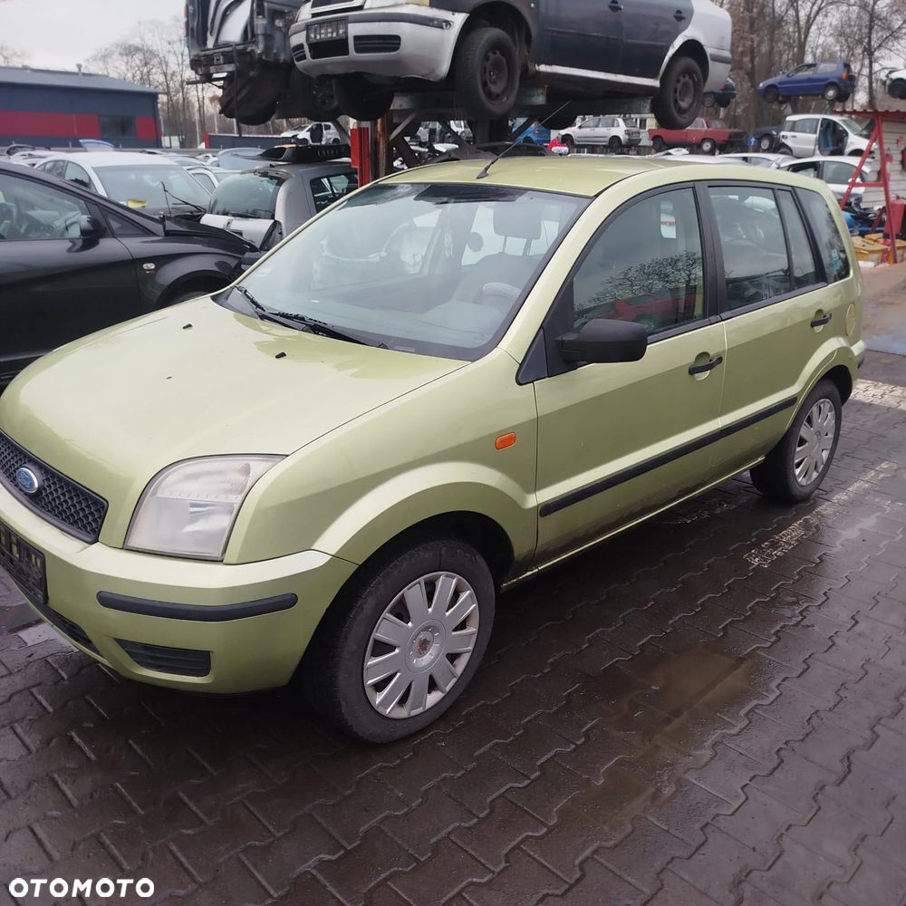 Ford Fusion na części . - 3