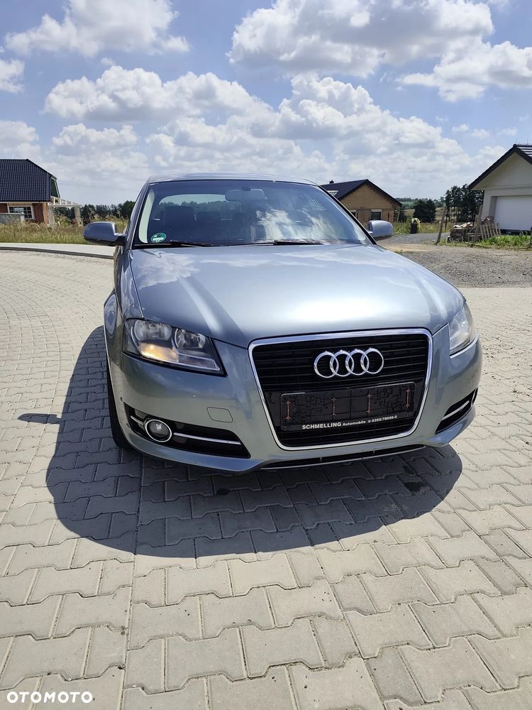 Audi A3 Sportback 1.8 TFSI Attraction S tronic - 2