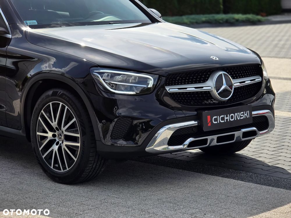 Mercedes-Benz GLC 200 4Matic 9G-TRONIC AMG Line - 27