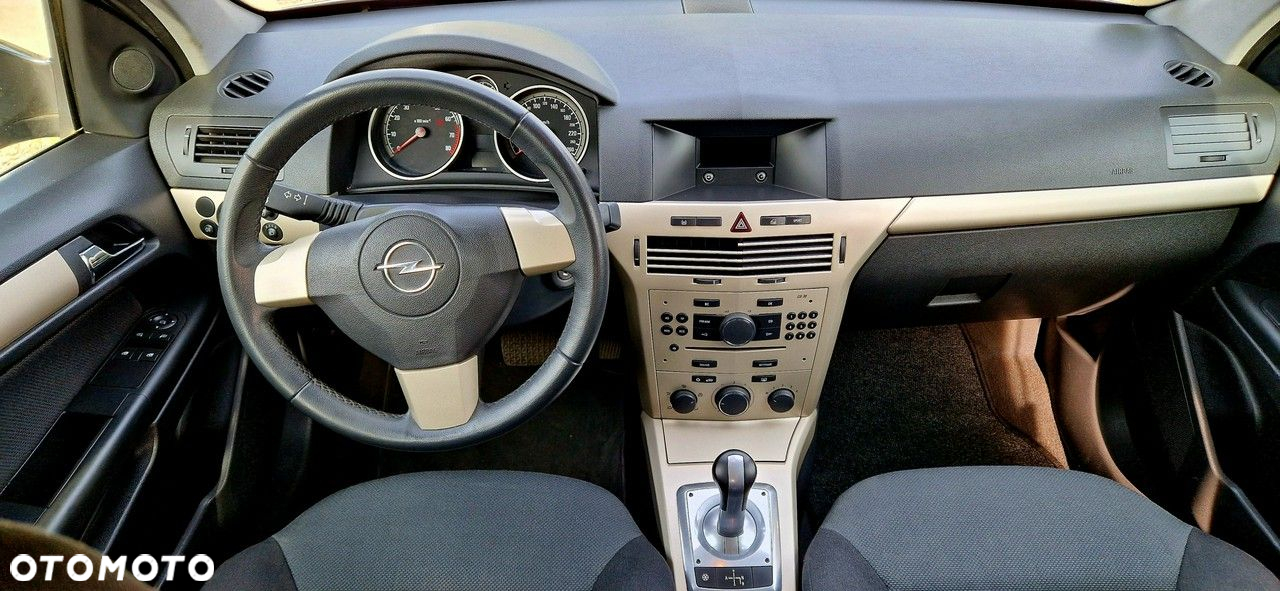 Opel Astra III 1.6 Enjoy Easytronic - 28