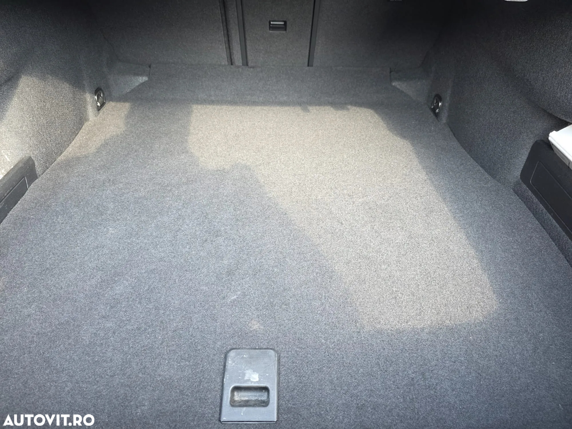 Volkswagen Passat - 23