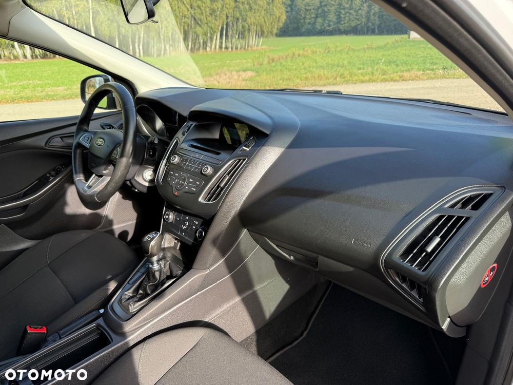 Ford Focus 1.5 TDCi Trend - 26