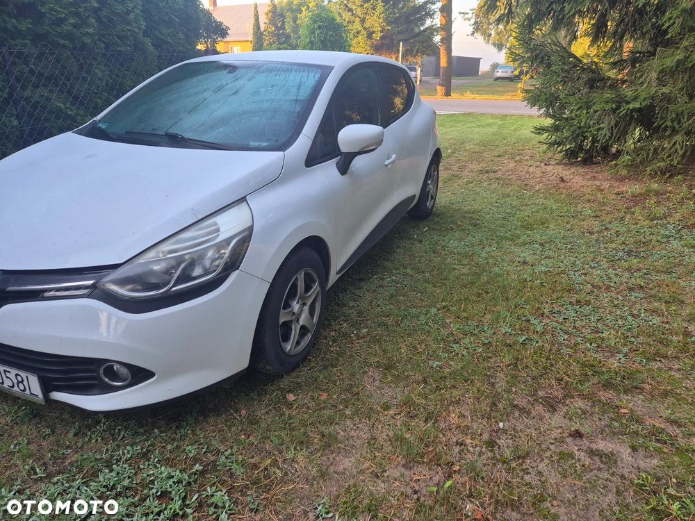 Renault Clio - 2