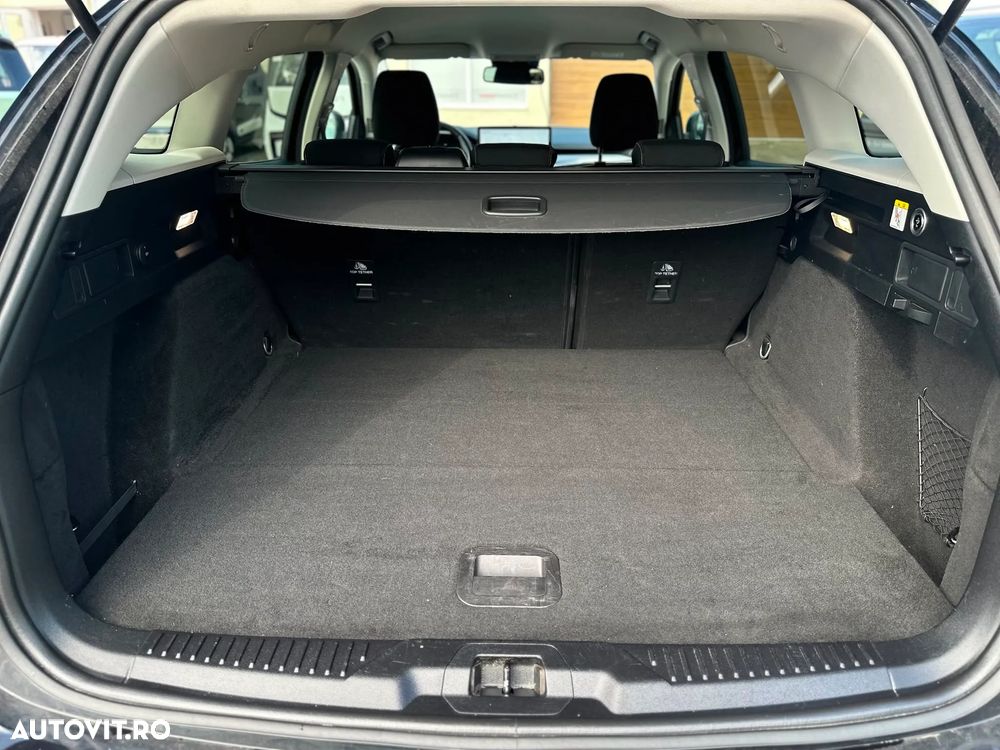 Ford Focus 1.5 EcoBlue Start-Stopp-System Aut. TITANIUM DESIGN - 19