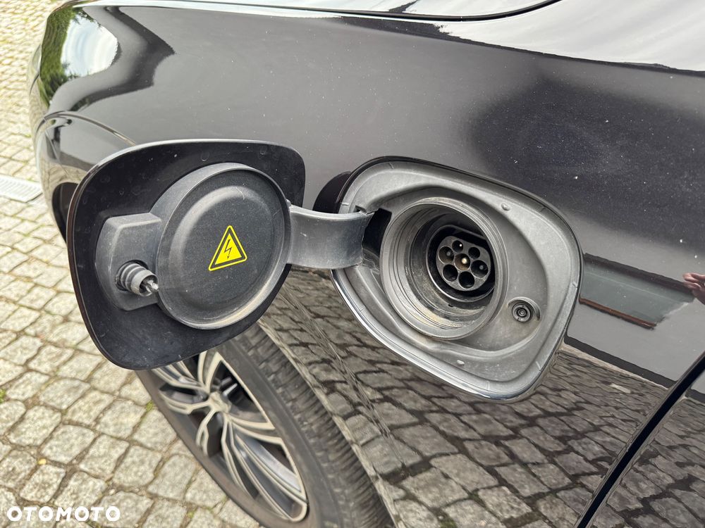 Volvo XC 60 T8 AWD Plug-In Hybrid Inscription - 40