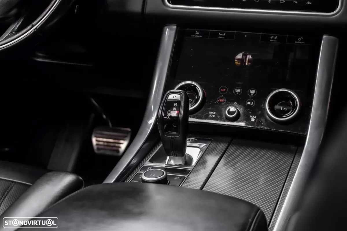 Land Rover Range Rover Sport 3.0 SDV6 HSE Dynamic - 42