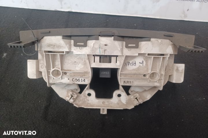 Comanda AC Mazda 3 BK [2003 - 2006] Hatchback 5-usi 1.6 CiTD MT (109 - 4