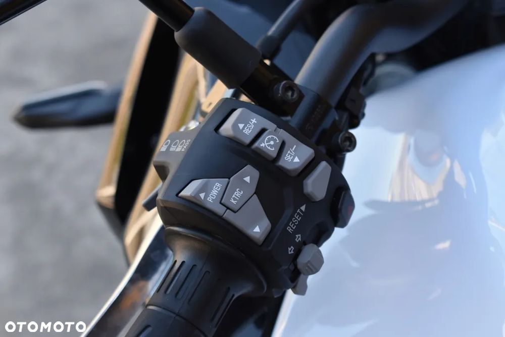 Kawasaki Versys 1000 - 21