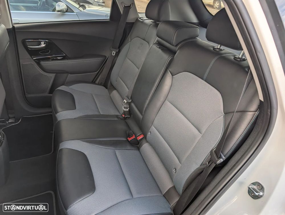 Kia e-Niro Vision - 48