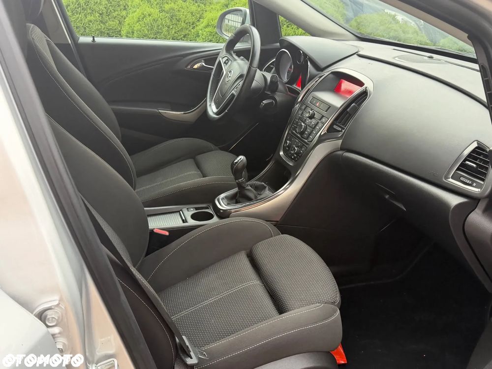 Opel Astra 1.6 Style - 11