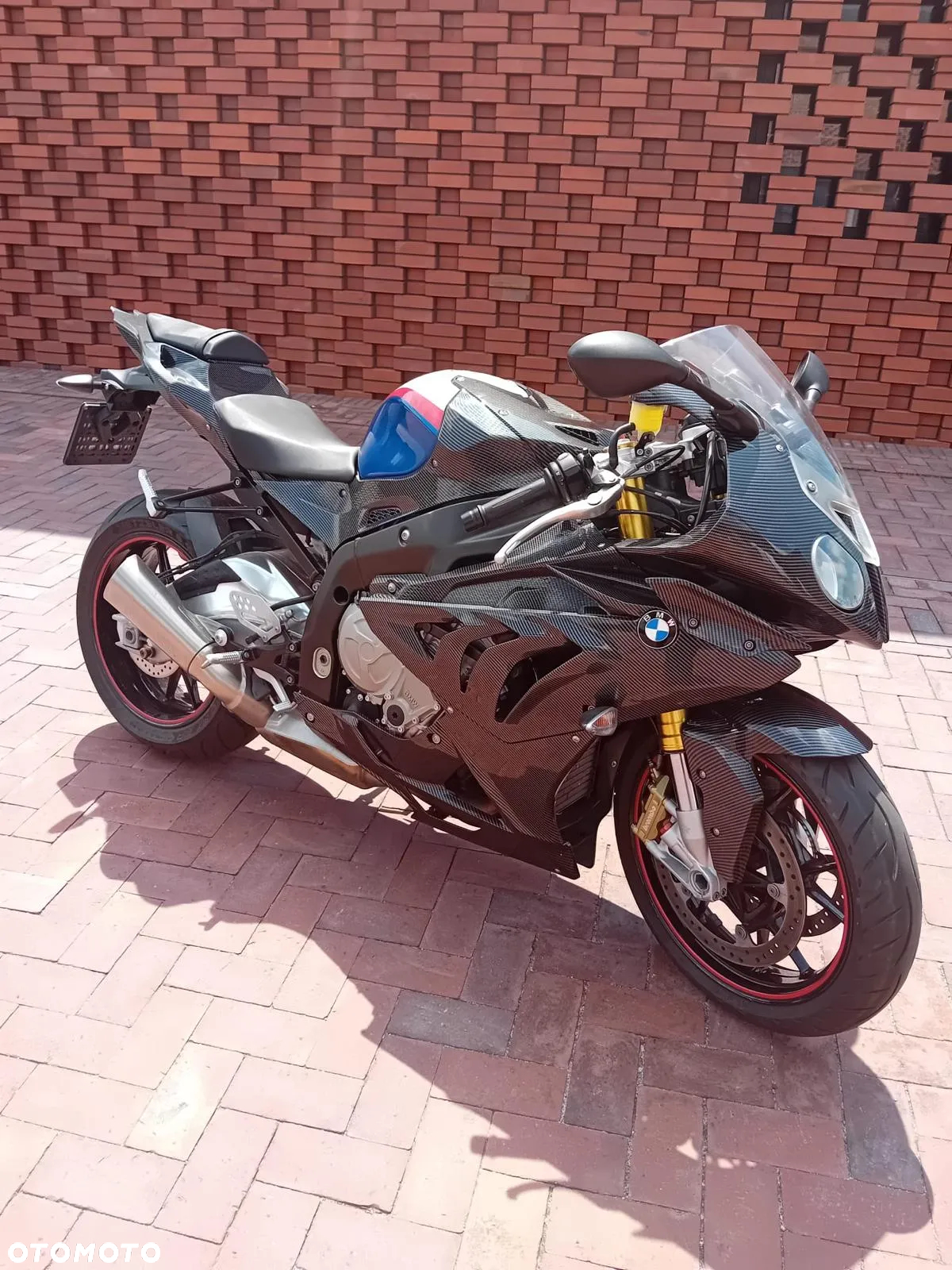 BMW S - 2