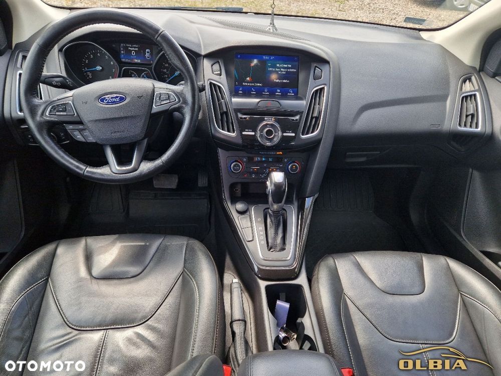 Ford Focus - 33