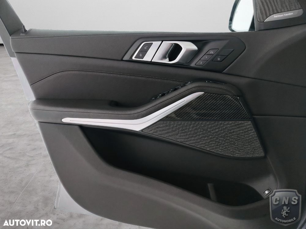 BMW X5 xDrive50e - 10