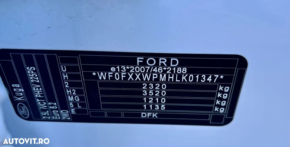 Ford Kuga ver-2-5-duratec-phev-st-line-x - 2