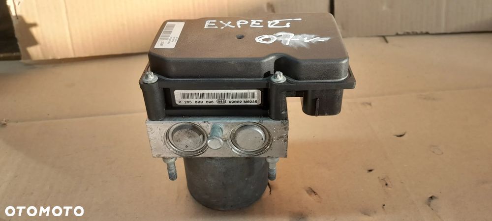 PEUGEOT EXPERT II JUMPY II SCUDO II 07-16 POMPA ABS - 2