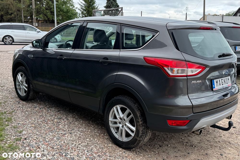Ford Kuga - 37