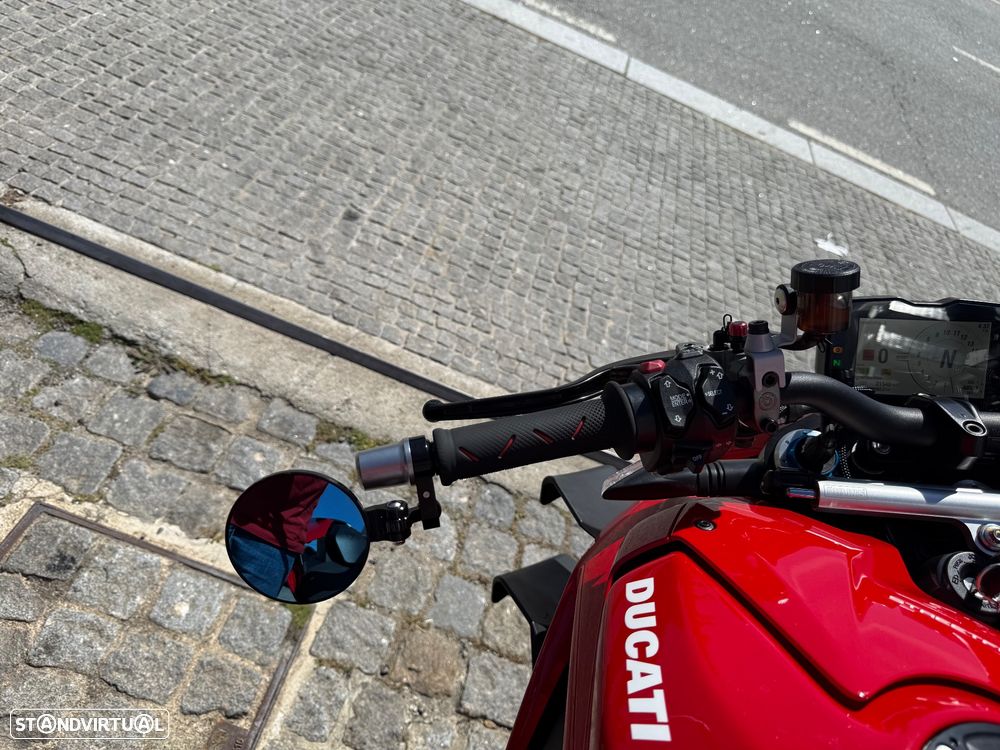 Ducati Streetfighter V4S - 30