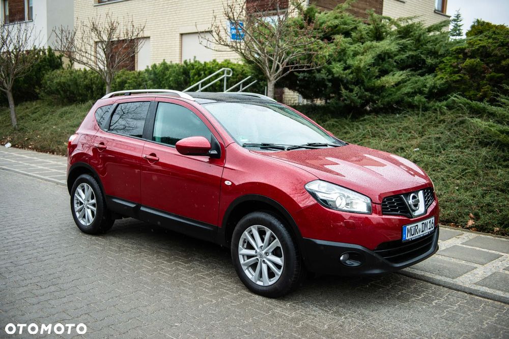Nissan Qashqai 2.0 dCi 4 x 4 DPF tekna - 9