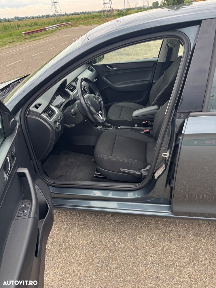 Skoda RAPID 1.4 TDI Style DSG - 8