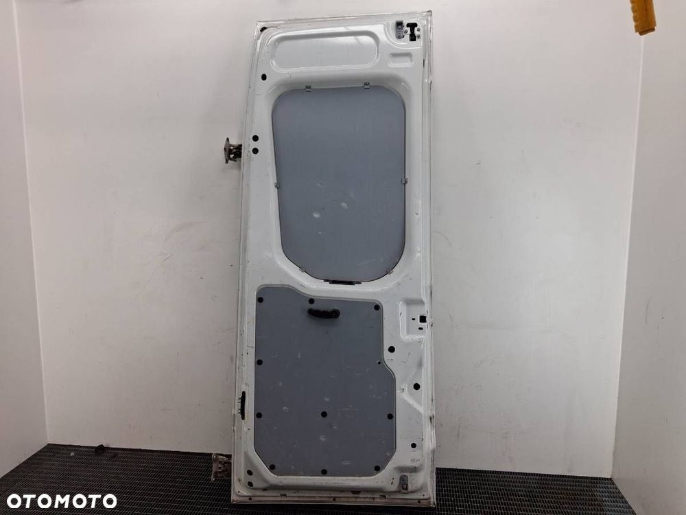 DRZWI TYLNE PRAWE IVECO DAILY VI L2H3 KOMPLETNE - 8