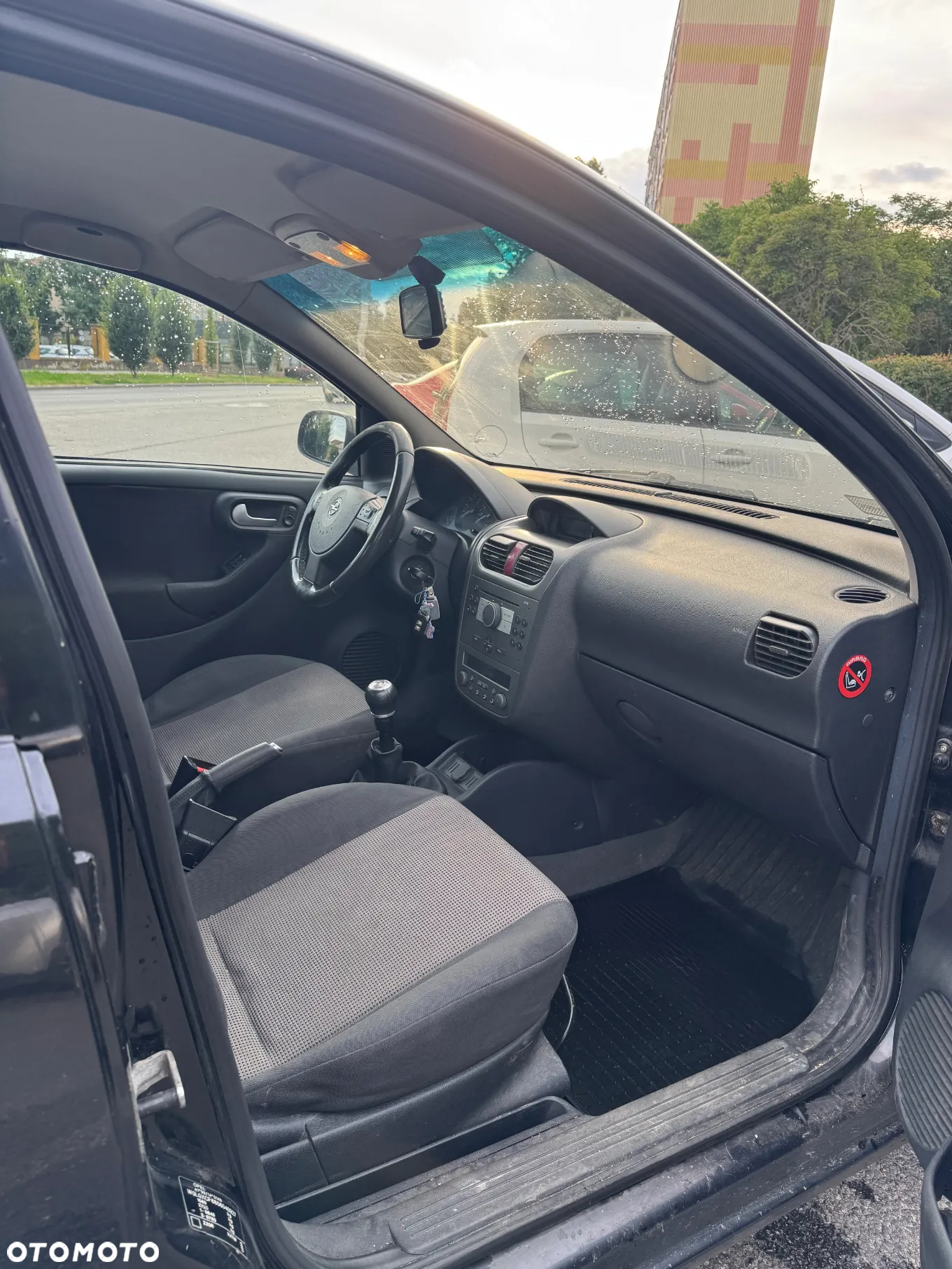 Opel Corsa 1.8 16V Enjoy - 10