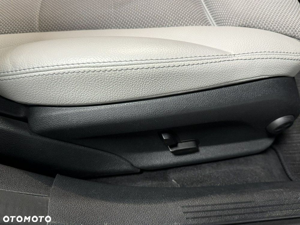 Mercedes-Benz Klasa C - 16